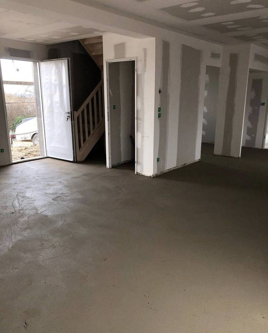 Chape traditionnelle réalisée dans une maison neuve